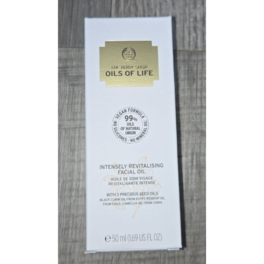The Body Shop Oils of Life Intensely Revitalising Facial Oil 1 Oz 50ml